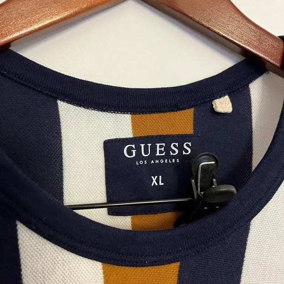 Guess men’s striped Tee-Shirt tight knit size XL - Picture 4 of 5